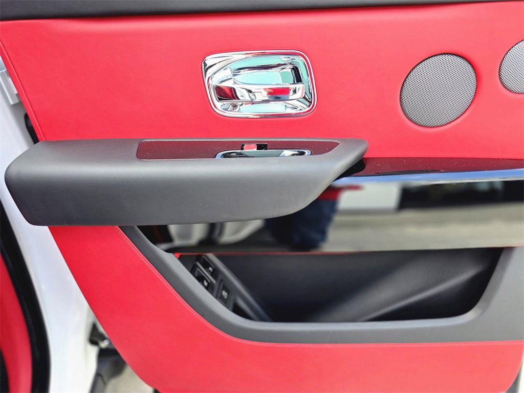 Used 2022 Rolls-Royce Cullinan image 14