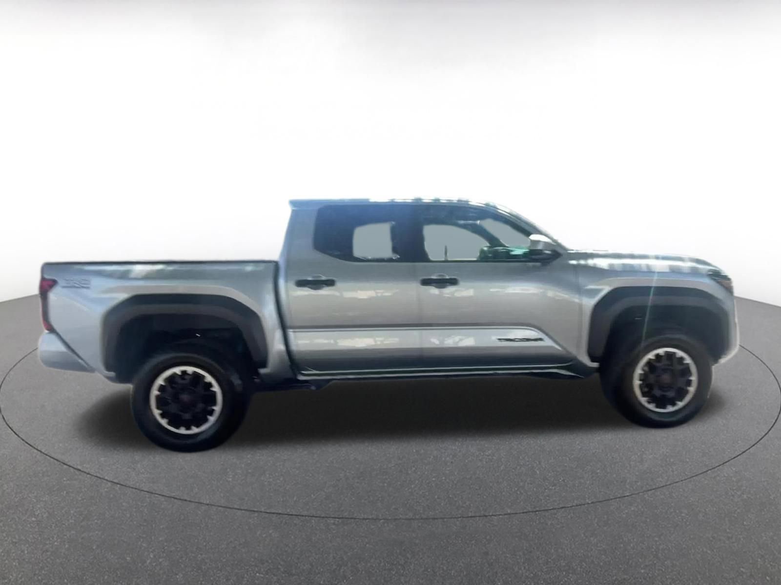 Used 2024 Toyota Tacoma TRD Off-Road AWD/4WD image 16