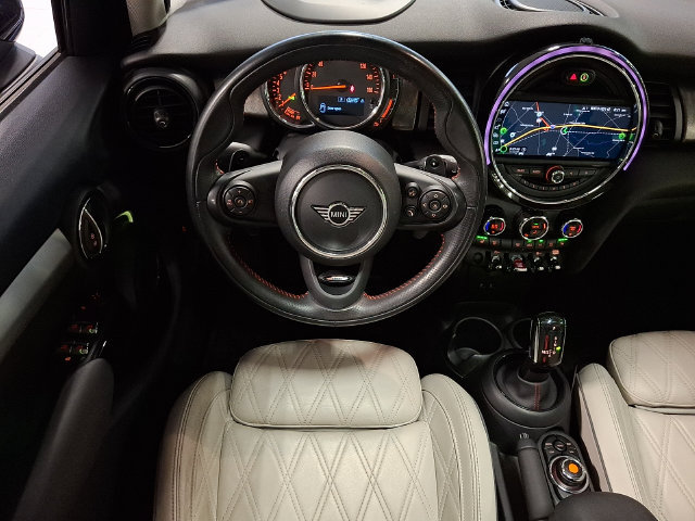 Used 2020 MINI Cooper S FWD image 10