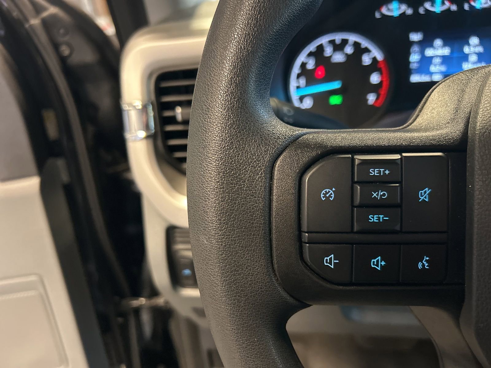 Used 2023 Ford F250 XL w/ XL Driver Assist Package image 15