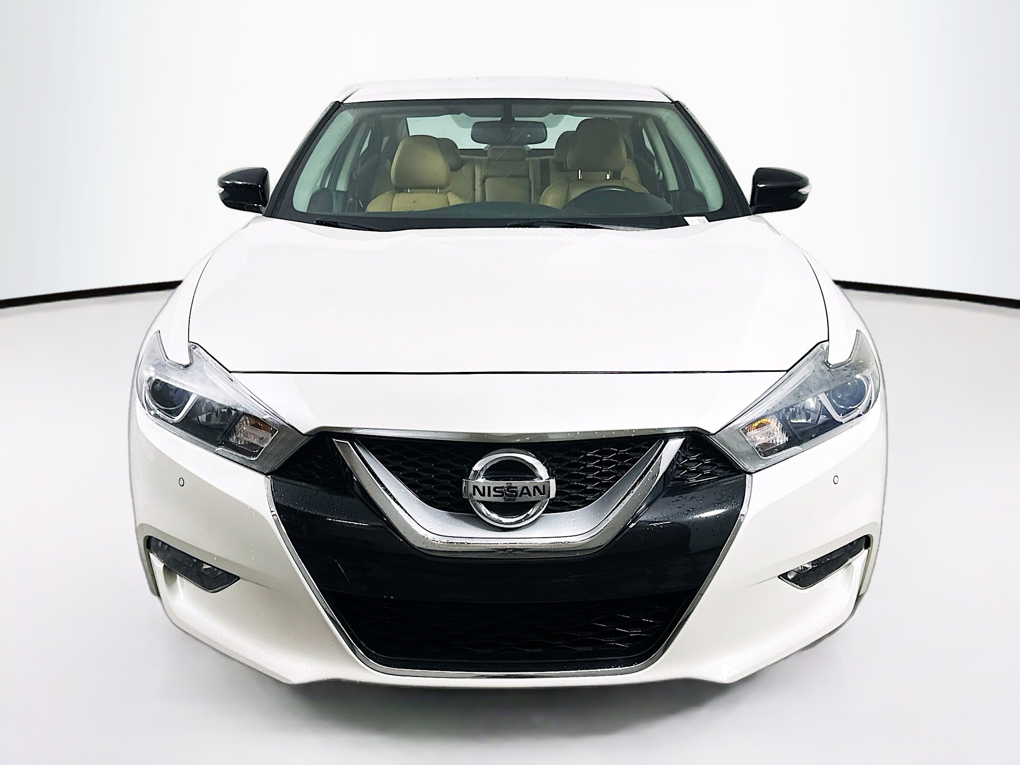 Used 2017 Nissan Maxima SR FWD image 2