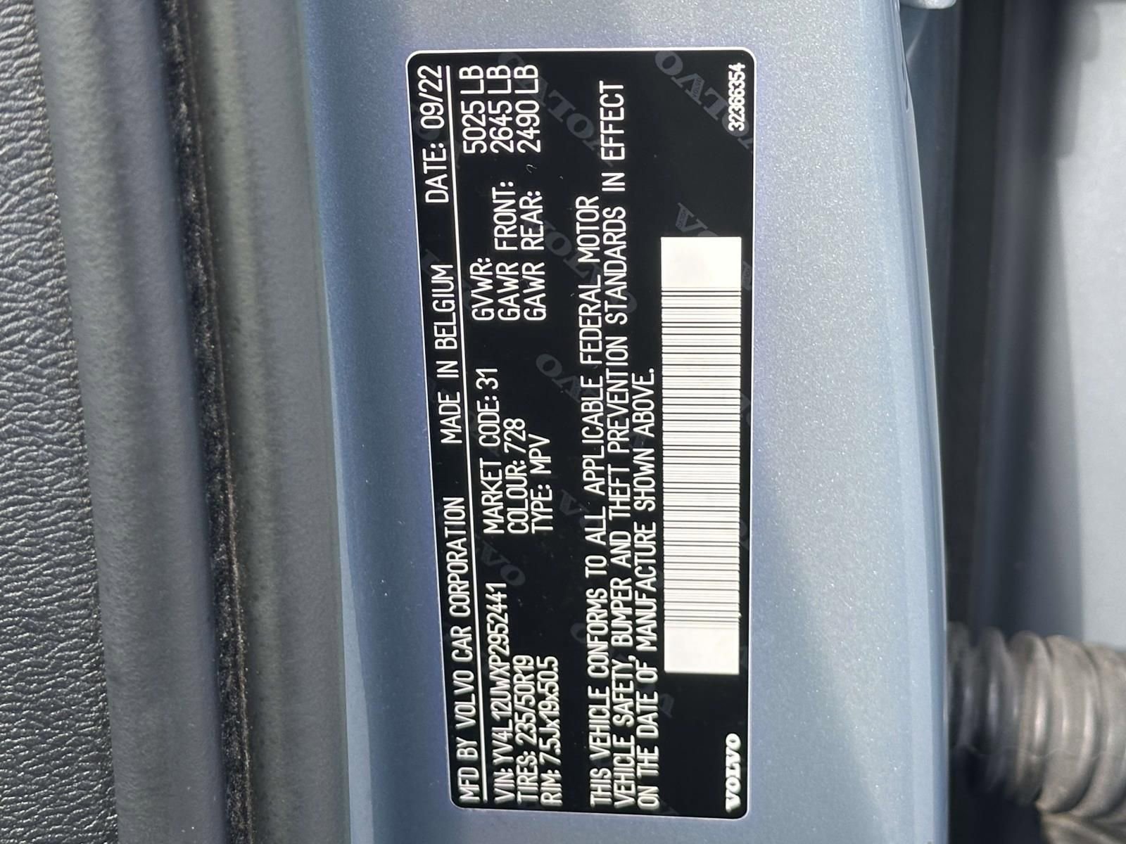 Used 2023 Volvo XC40 B5 Plus w/ Driver Assist Package image 28