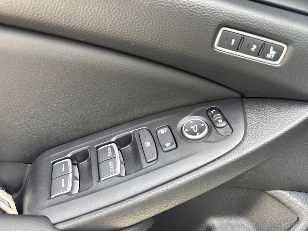 Used 2021 Honda Accord EX-L image 27