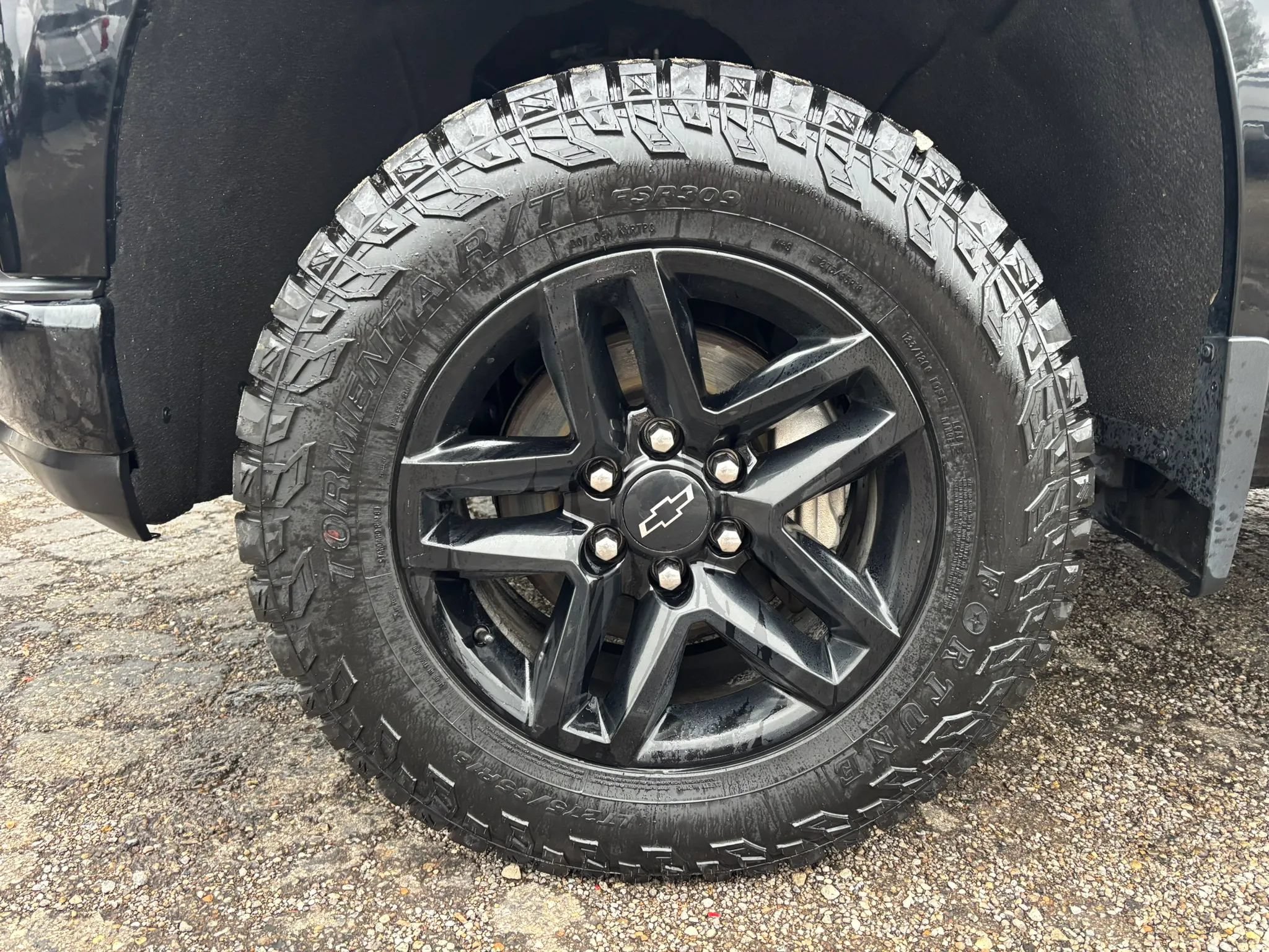 Used 2020 Chevrolet Silverado 1500 Custom Trail Boss w/ Custom Convenience Package AWD/4WD image 15