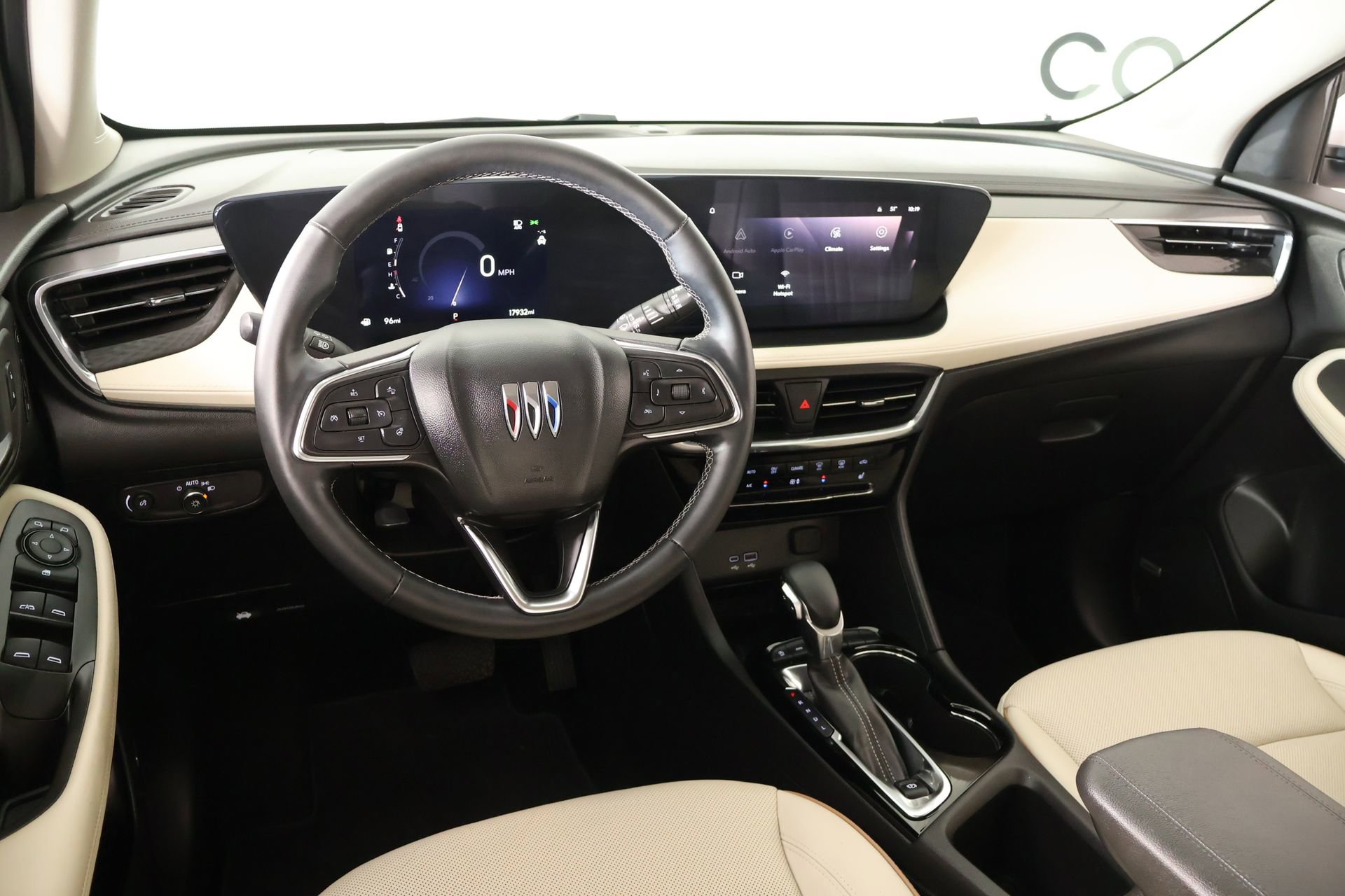 Used 2025 Buick Encore GX Avenir w/ Avenir Technology Package AWD/4WD image 2