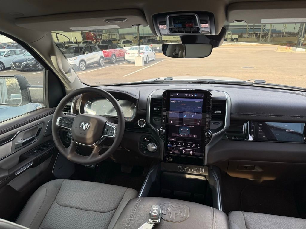 Used 2025 RAM 1500 Laramie image 9