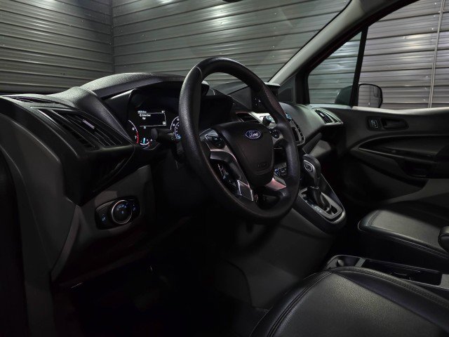 Used 2023 Ford Transit Connect XL image 13