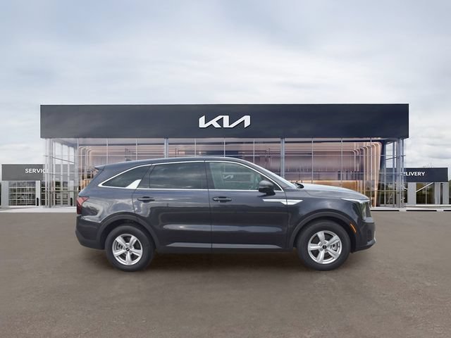 New 2026 Kia Sorento LX FWD image 2