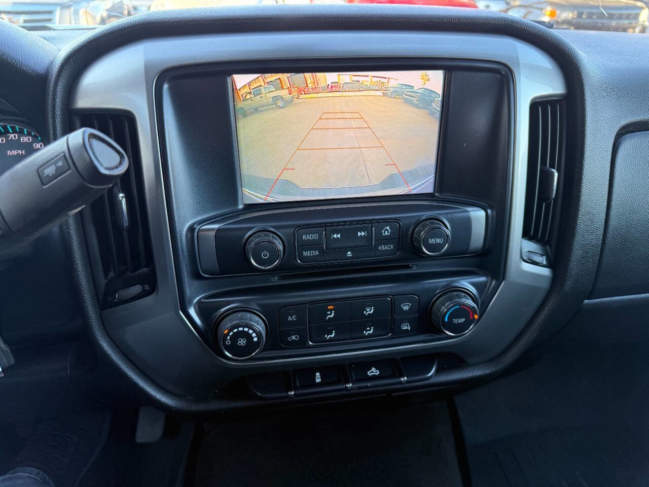 Used 2018 Chevrolet Silverado 1500 LT RWD image 15