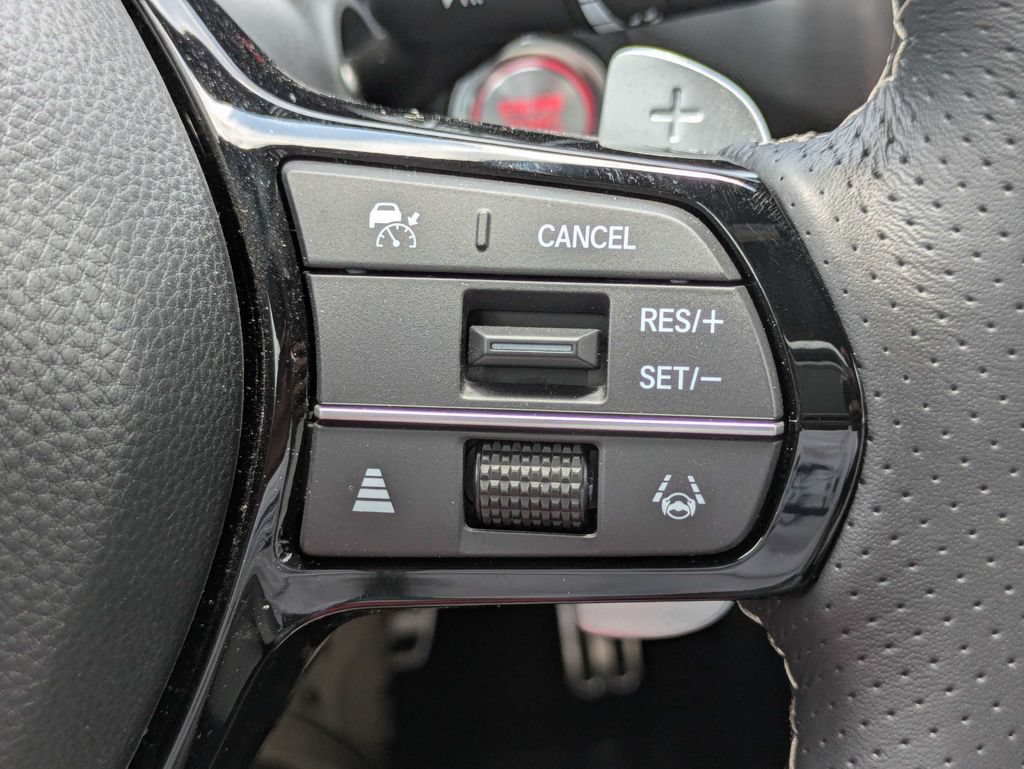 Used 2026 Acura MDX w/ Technology Package FWD image 26
