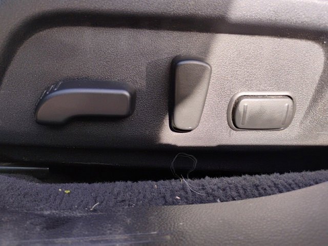 Used 2018 Subaru Outback 2.5i Touring w/ Popular Package #3 image 7