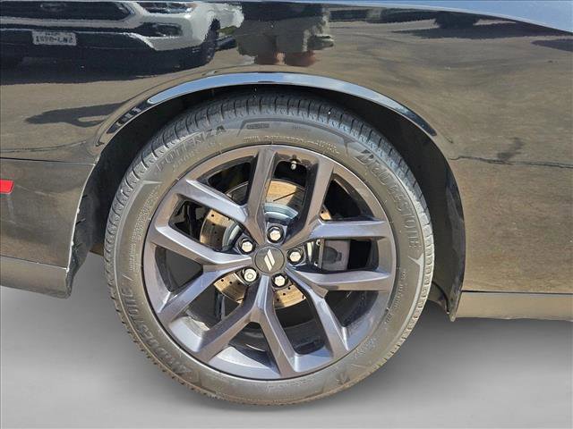 Used 2020 Dodge Challenger R/T w/ Blacktop Package RWD image 21