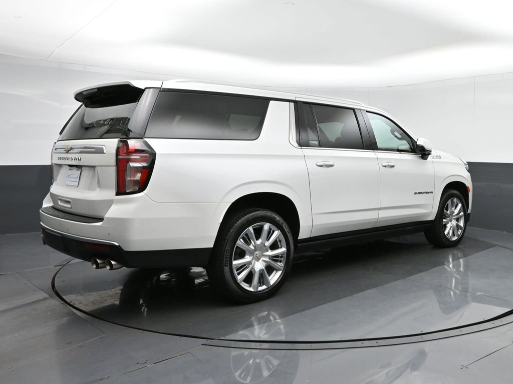 Used 2023 Chevrolet Suburban High Country w/ Premium Package 2 image 7