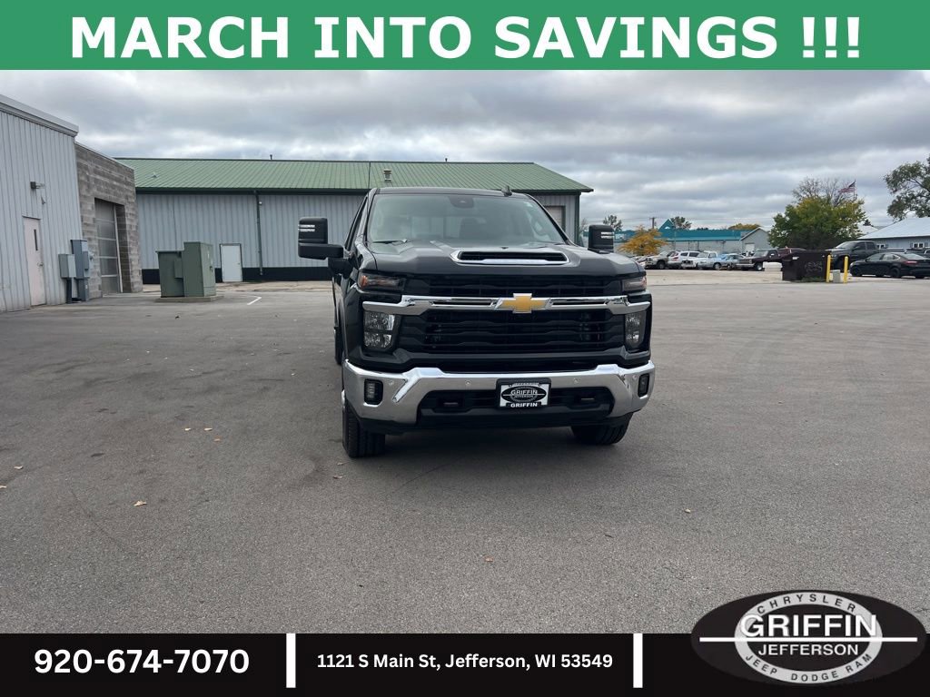 Used 2025 Chevrolet Silverado 2500 LT w/ Safety Package image 5
