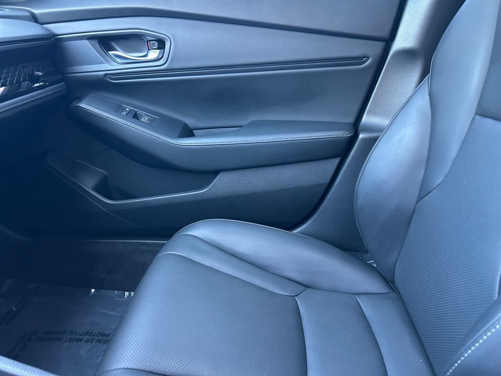 Certified 2025 Honda Accord Sport image 30