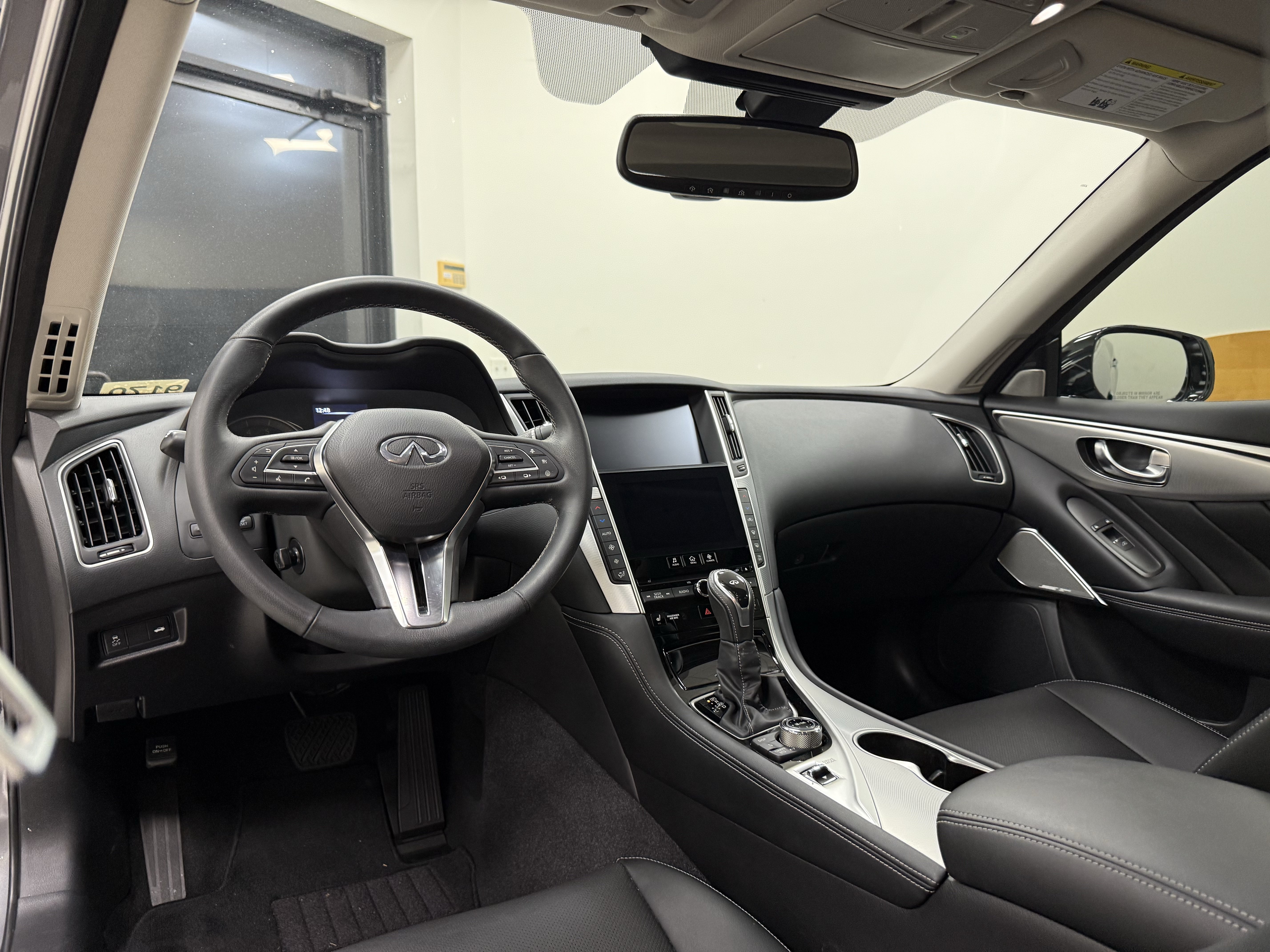Used 2023 INFINITI Q50 Luxe w/ Cargo Package RWD image 17