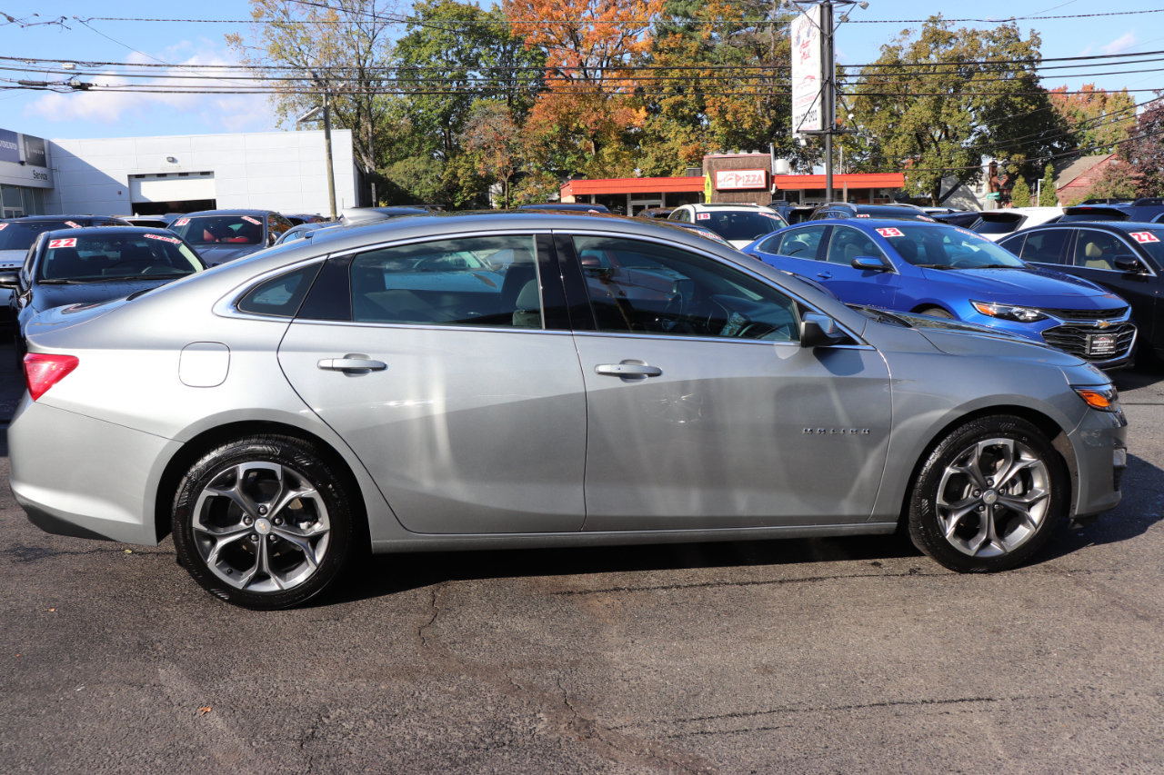 Used 2024 Chevrolet Malibu LT image 6