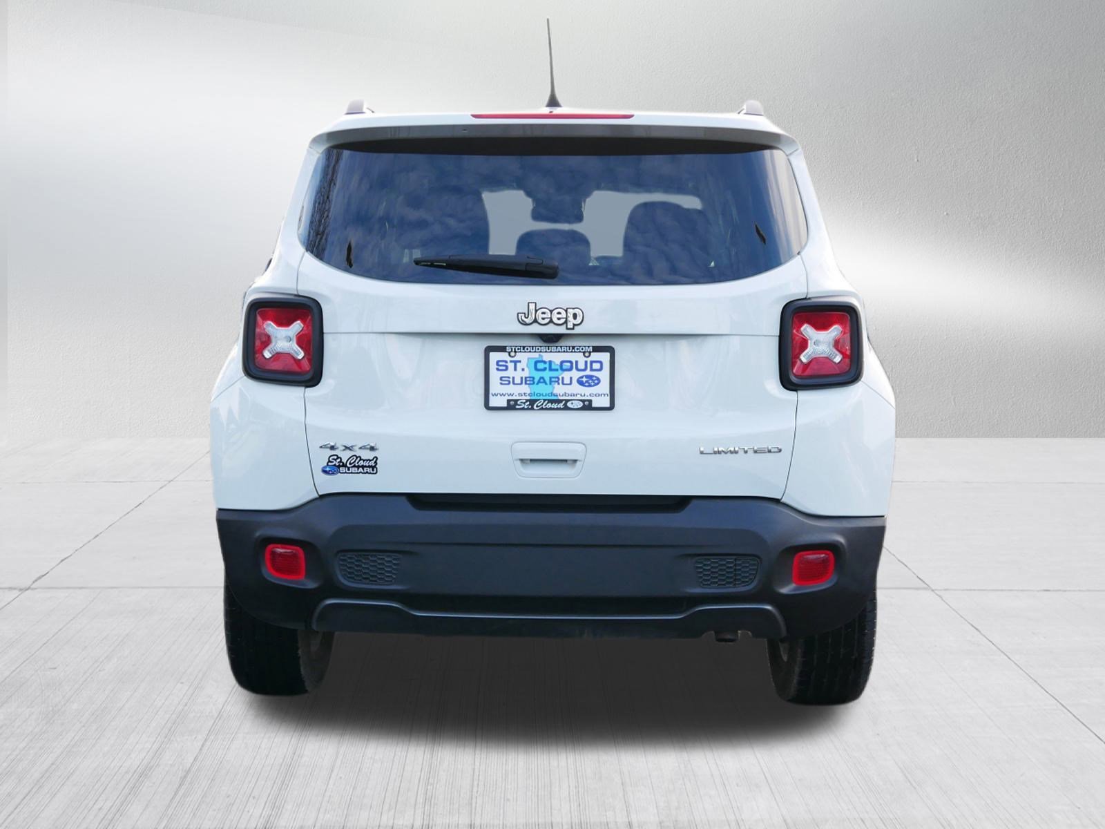 Used 2023 Jeep Renegade Limited image 6