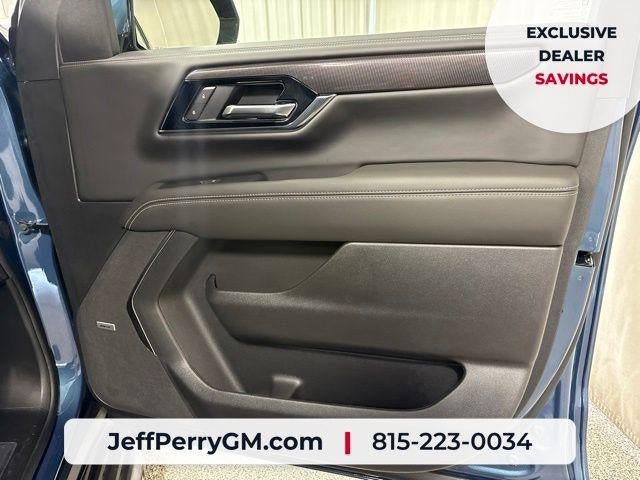 New 2026 GMC Yukon Elevation w/ Elevation Premium Package AWD/4WD image 17