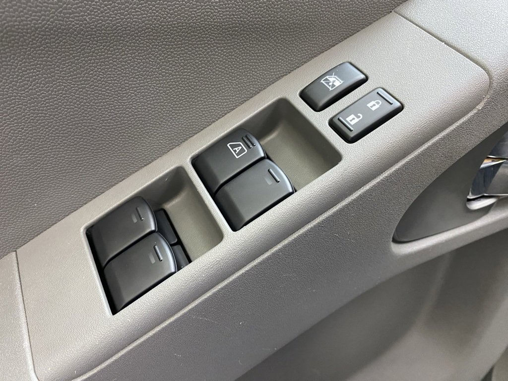 Used 2020 Nissan Frontier SV image 23