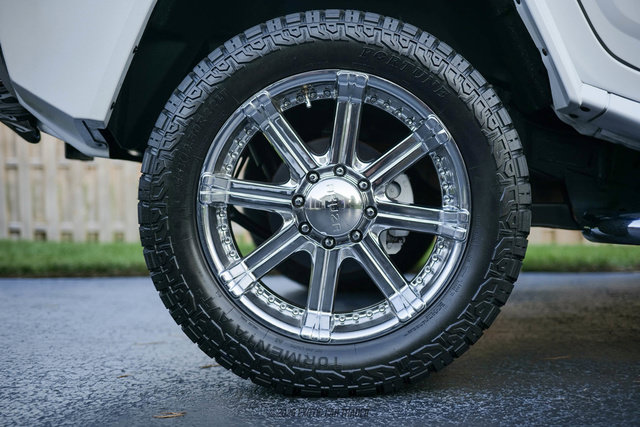 Used 2005 HUMMER H2 AWD/4WD image 9