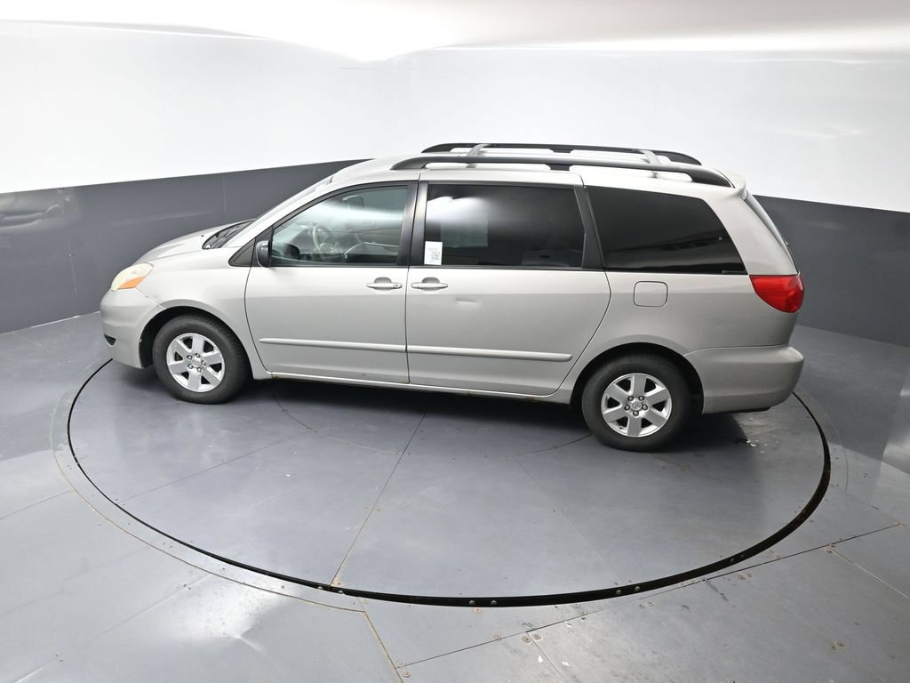 Used 2008 Toyota Sienna CE FWD image 14
