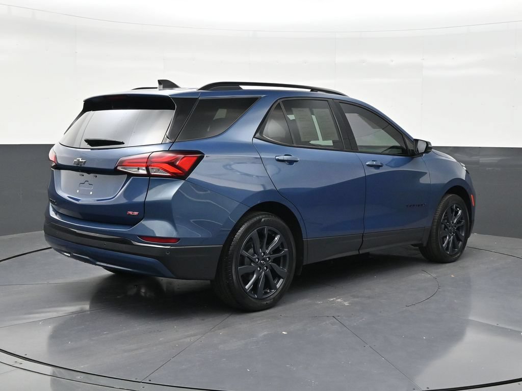 Used 2024 Chevrolet Equinox RS w/ RS Leather Package FWD image 5