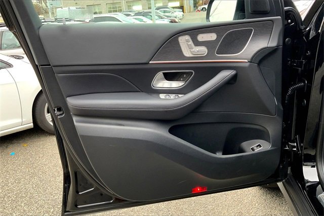 Used 2025 Mercedes-Benz GLE 350 4MATIC image 18