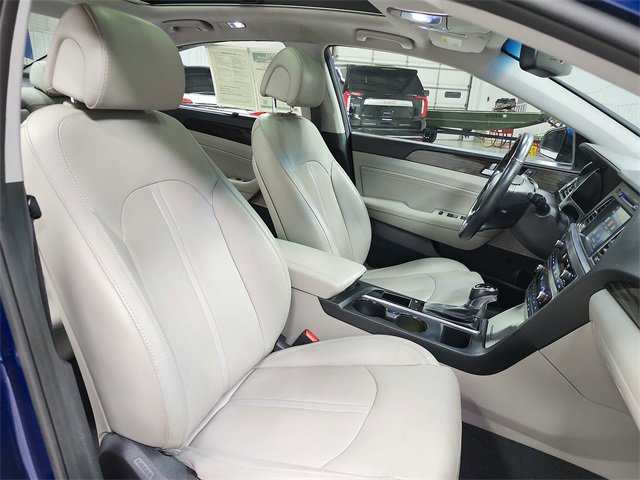 Used 2016 Hyundai Sonata Limited w/ Option Group 04 image 43