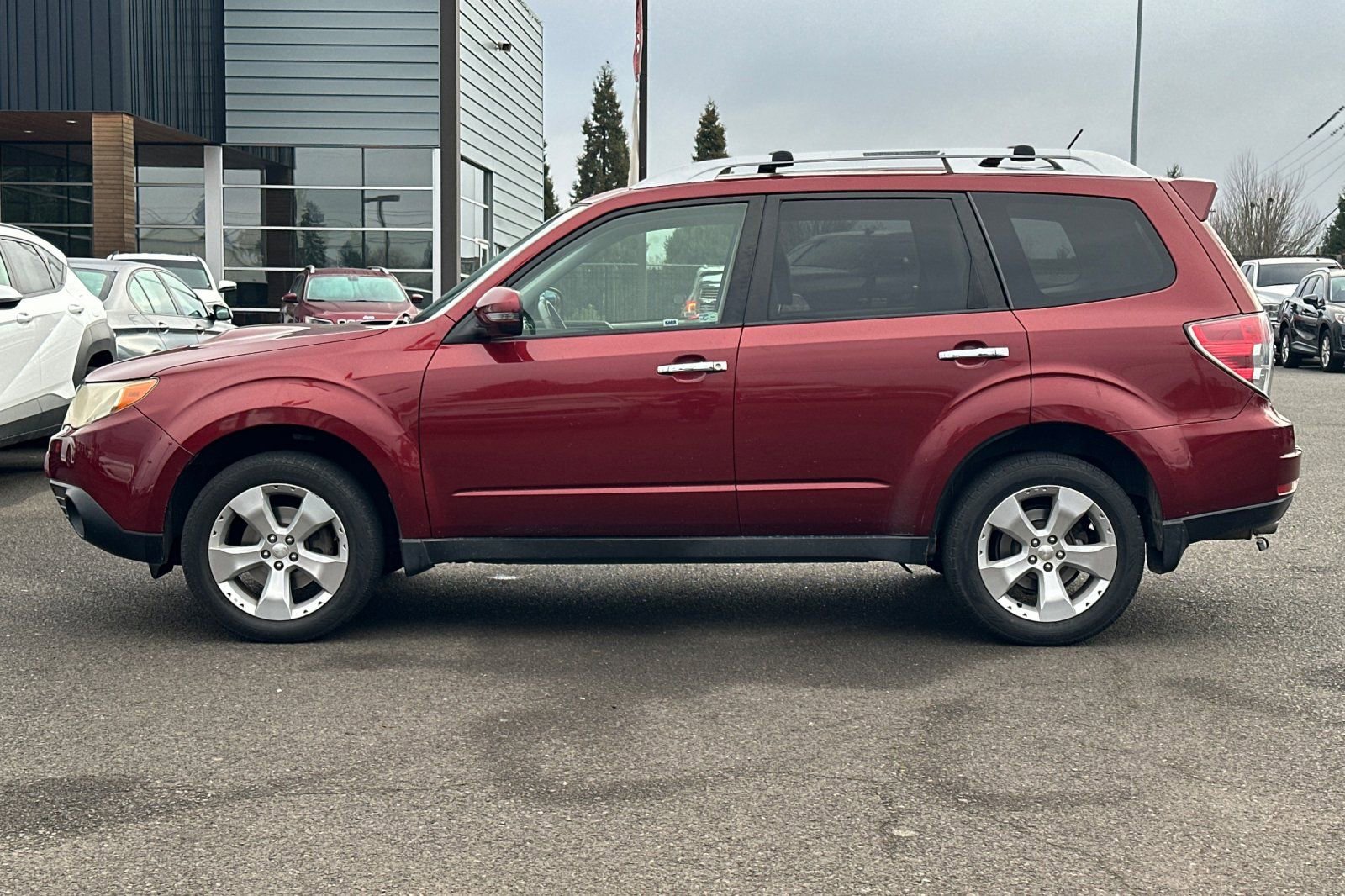 Used 2013 Subaru Forester 2.5XT Touring w/ Popular Pkg 2 AWD/4WD image 8