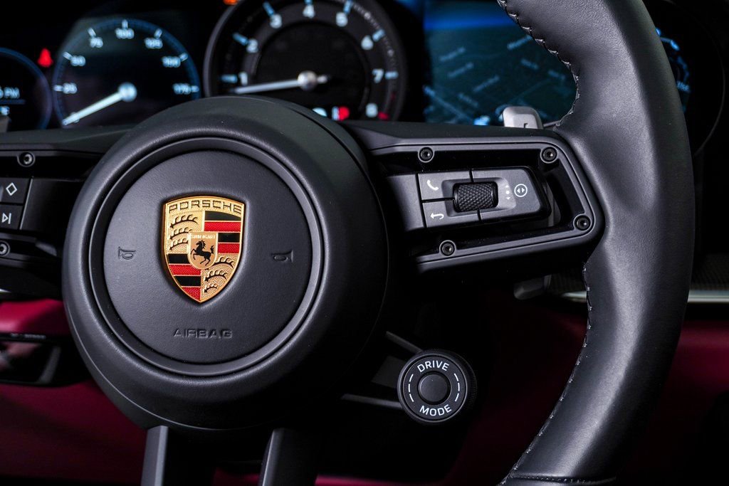 Certified 2022 Porsche 911 Targa 4S image 19