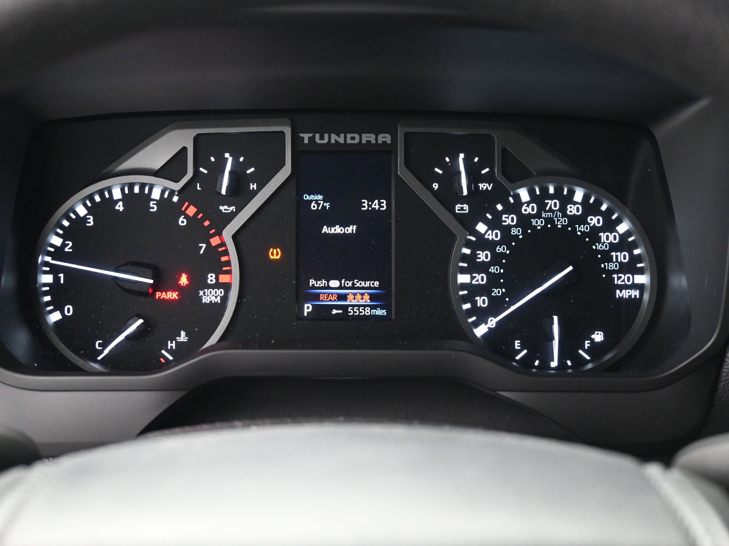 Used 2025 Toyota Tundra SR5 w/ SR5 Convenience Package image 10