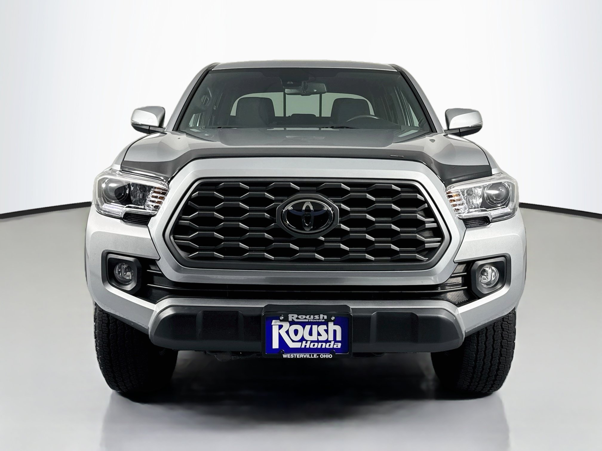 Used 2023 Toyota Tacoma TRD Off-Road AWD/4WD image 2