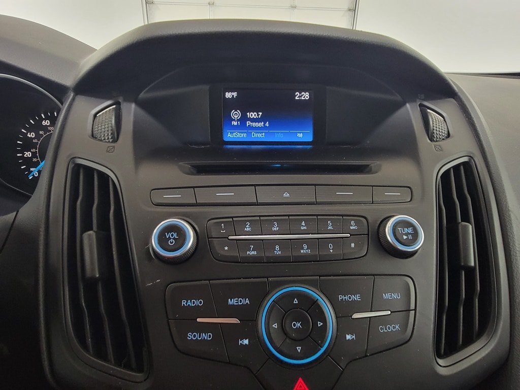 Used 2016 Ford Focus SE FWD image 20