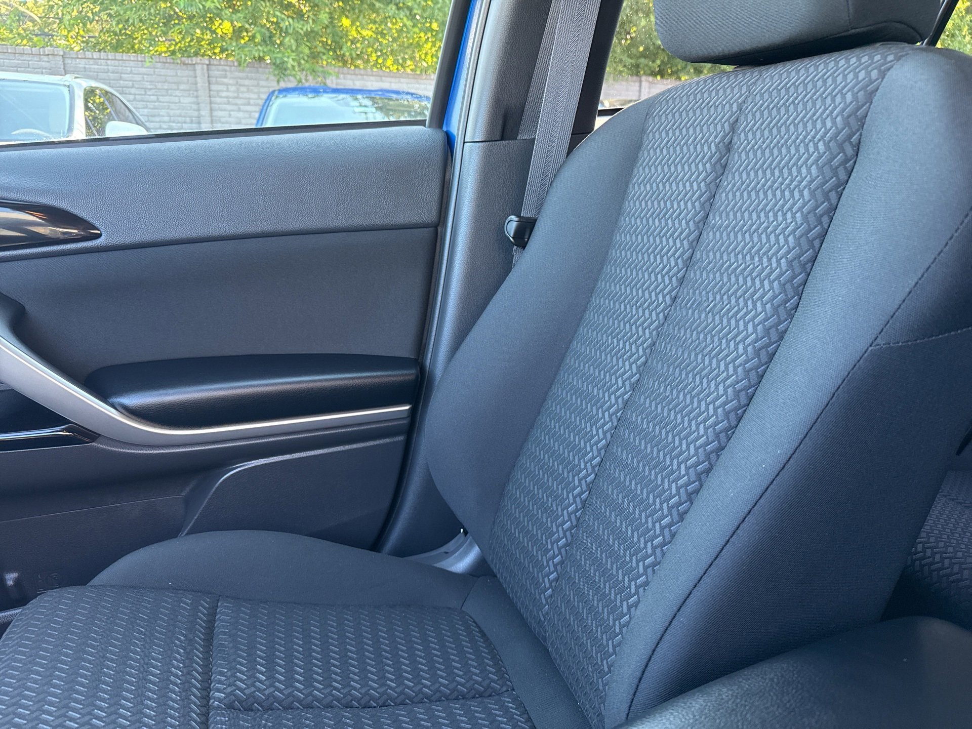 New 2025 Mitsubishi Eclipse Cross LE image 9