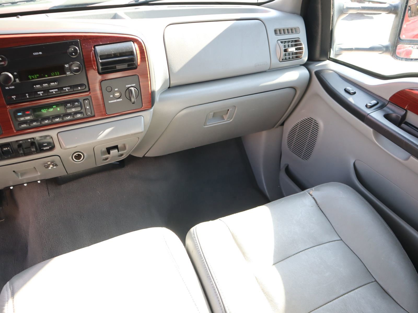 Used 2006 Ford F350 4x4 SuperCab DRW Super Duty image 34