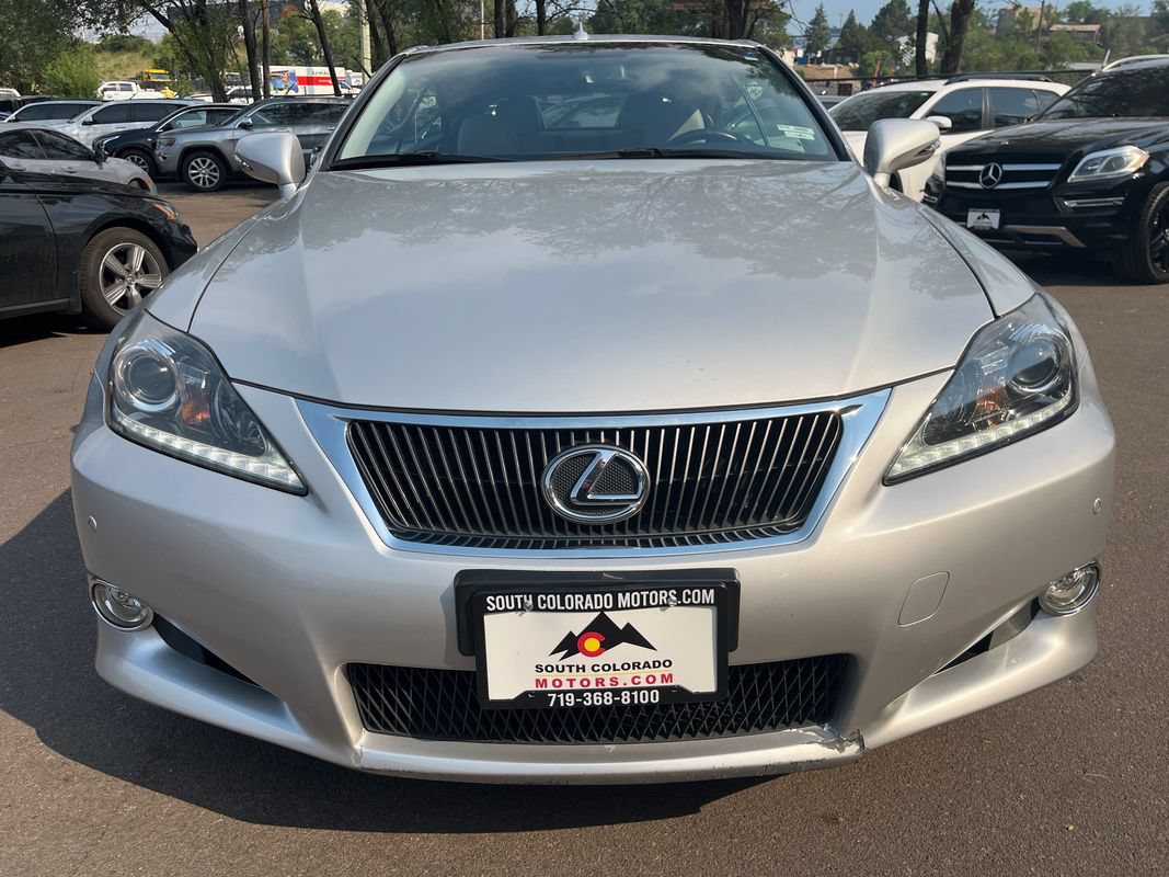 Used 2012 Lexus IS 250C w/ Luxury Pkg RWD image 2