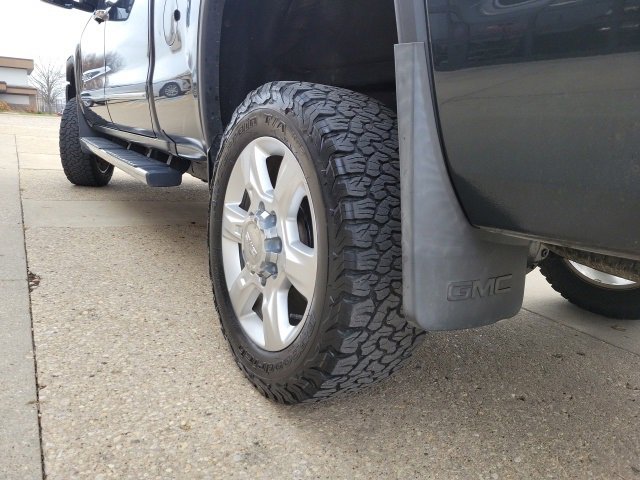 Used 2018 GMC Sierra 2500 Denali image 18