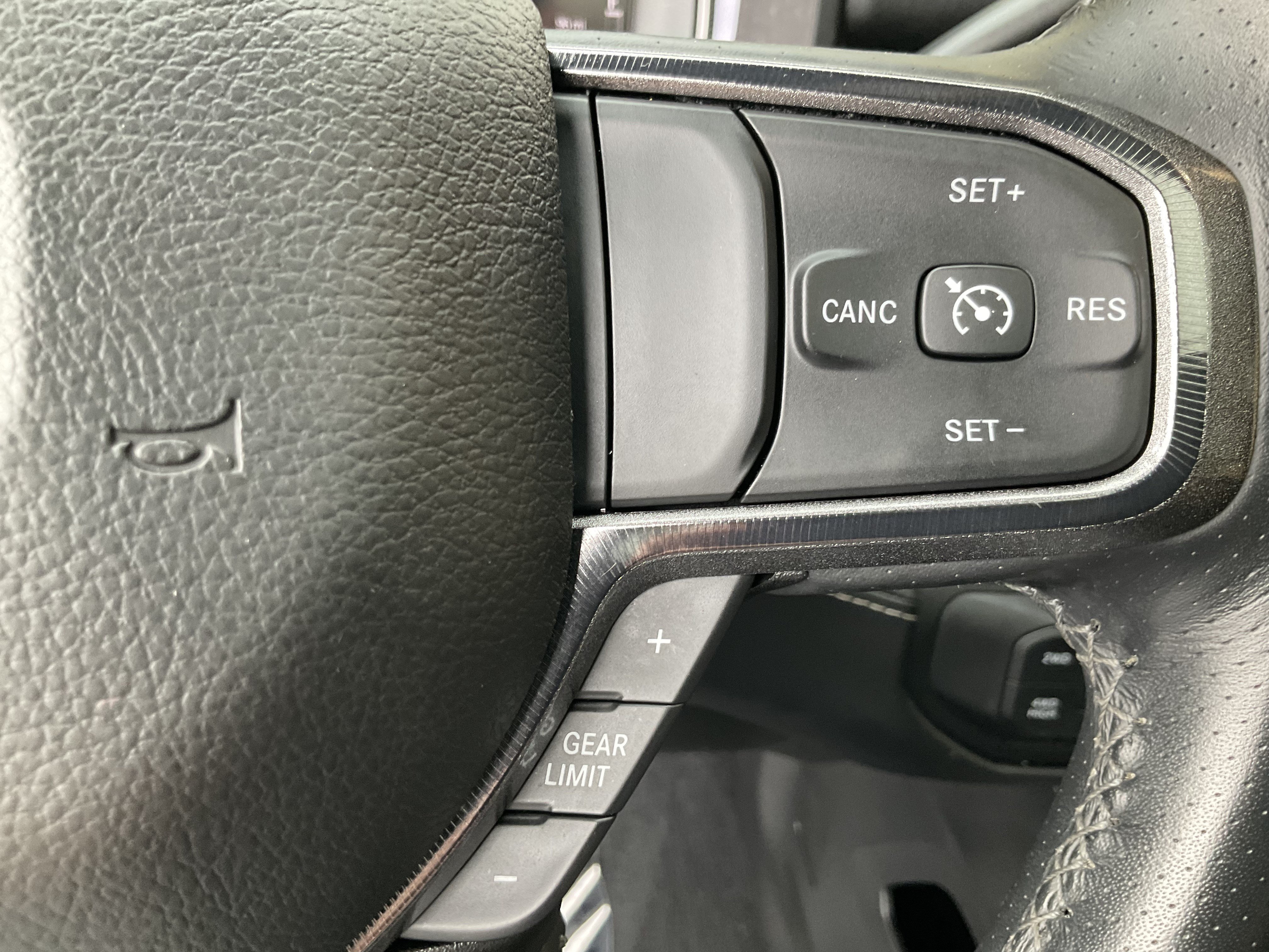 Used 2024 RAM 2500 Rebel w/ Towing Technology Group AWD/4WD image 36