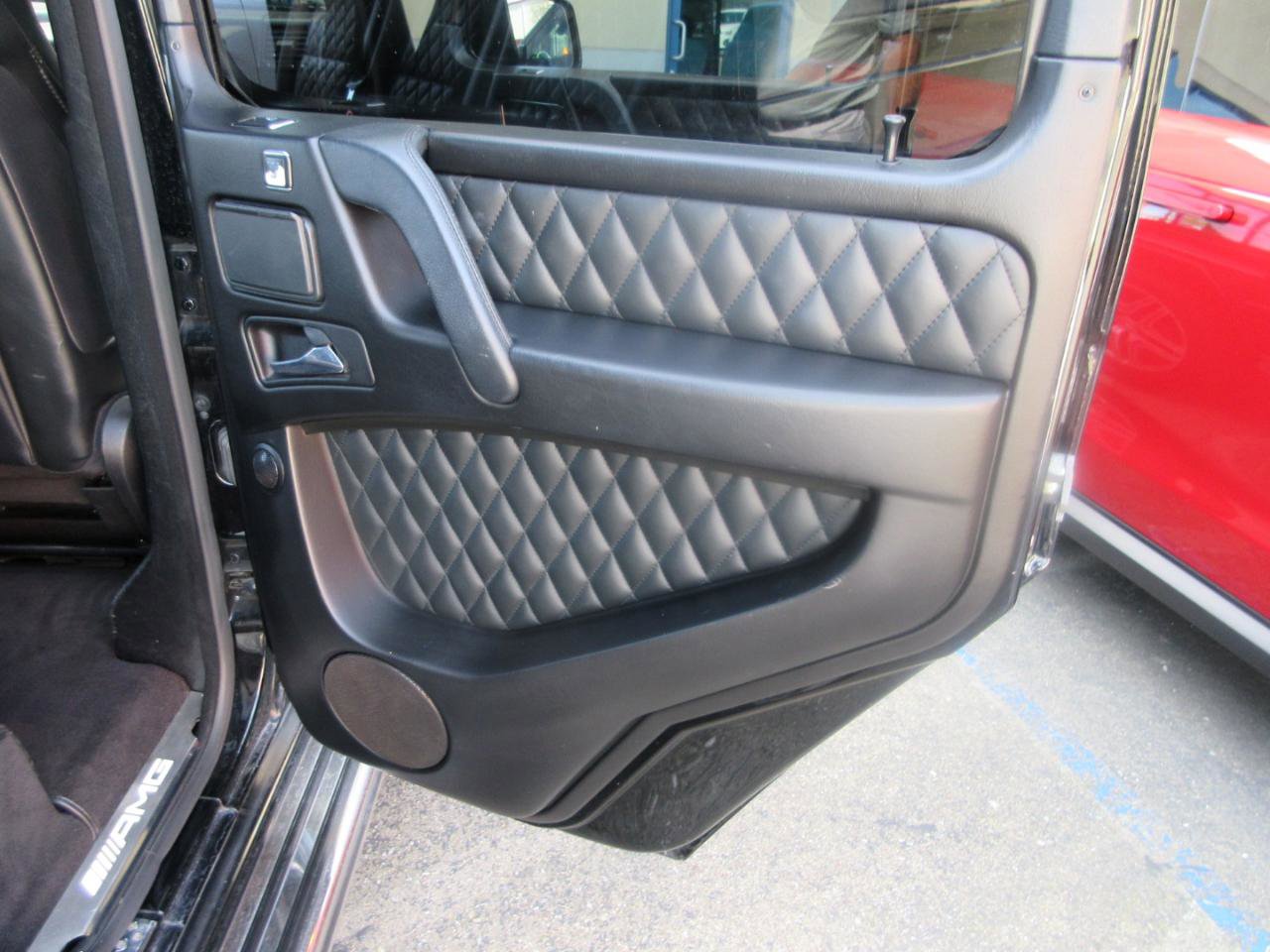 Used 2015 Mercedes-Benz G 63 AMG 4MATIC image 31