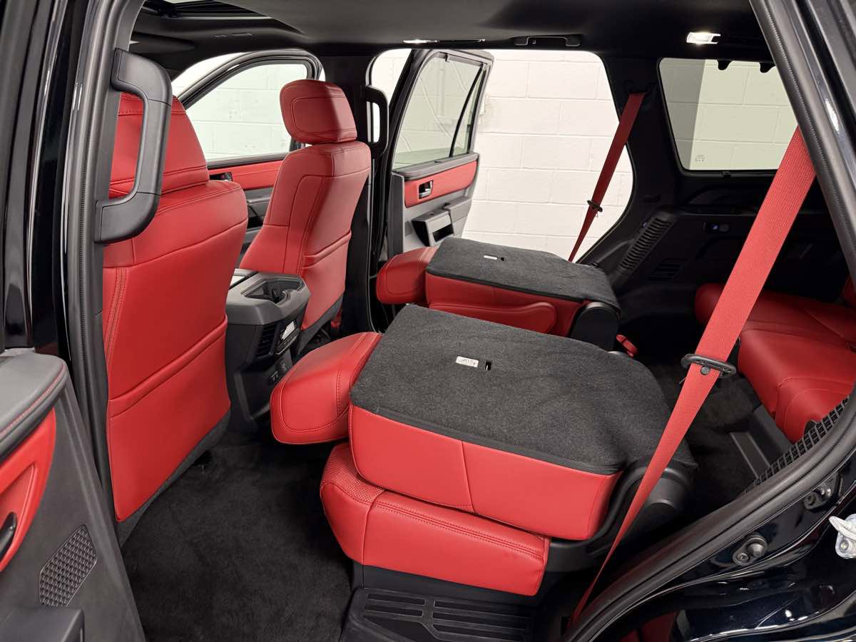 Used 2024 Toyota Sequoia Platinum image 19