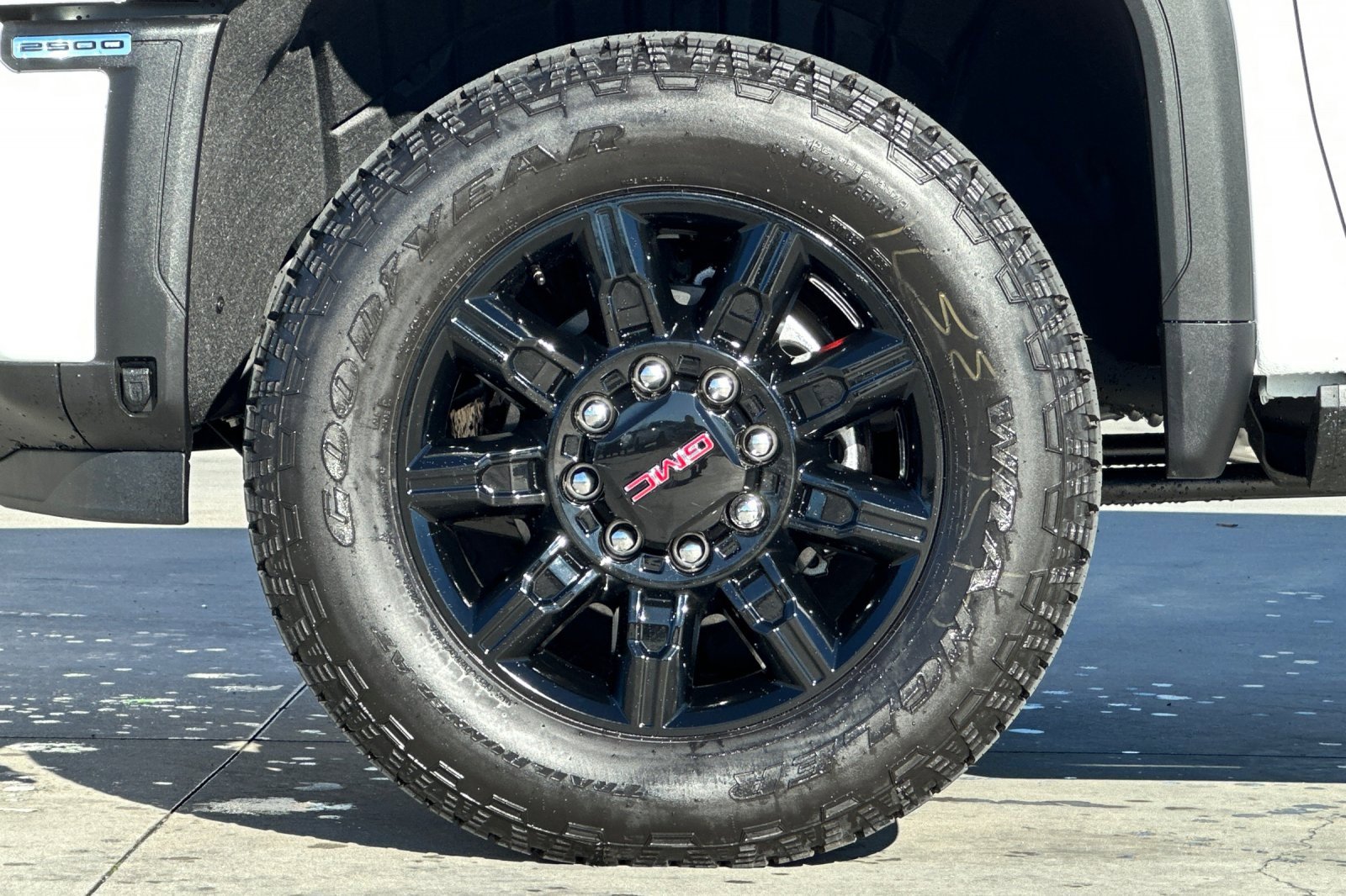 New 2026 GMC Sierra 2500 AT4 w/ AT4 Premium Plus Package image 26