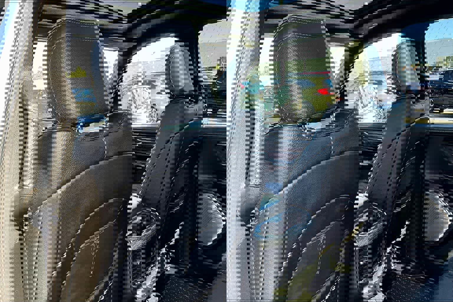 Used 2019 RAM 1500 Limited image 12