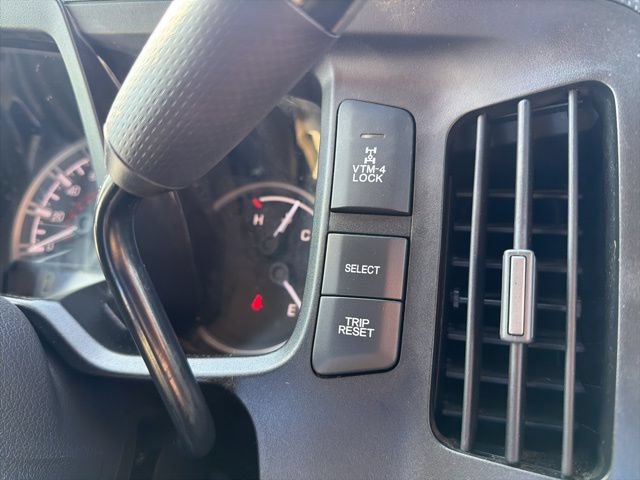 Used 2013 Honda Ridgeline Sport image 38