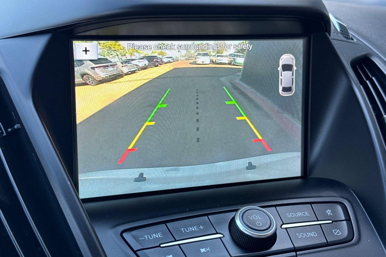 Used 2019 Ford Escape SEL image 18