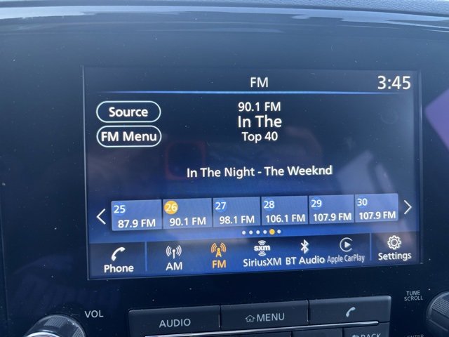 Used 2023 Nissan Frontier SV w/ Midnight Edition Package image 11