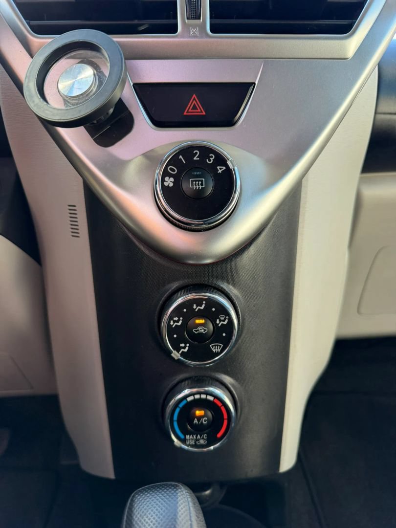 Used 2012 Scion iQ w/ Rear Speaker Pkg FWD image 21