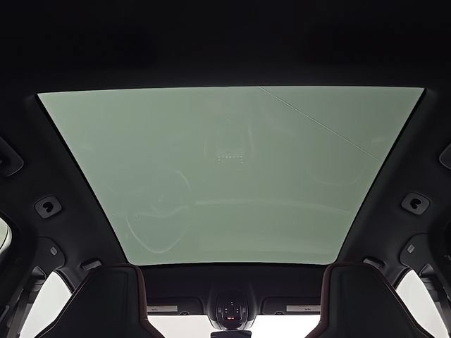 New 2025 Porsche Cayenne S AWD/4WD image 14
