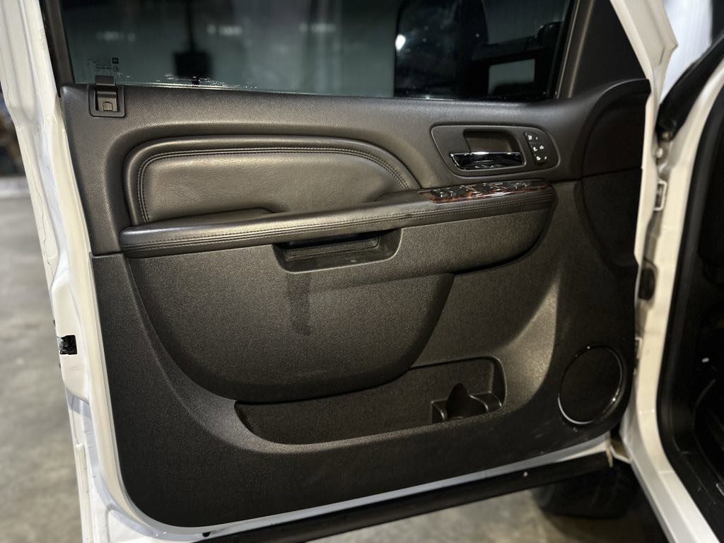 Used 2014 GMC Sierra 2500 Denali w/ Suspension Package, Off-Road image 26