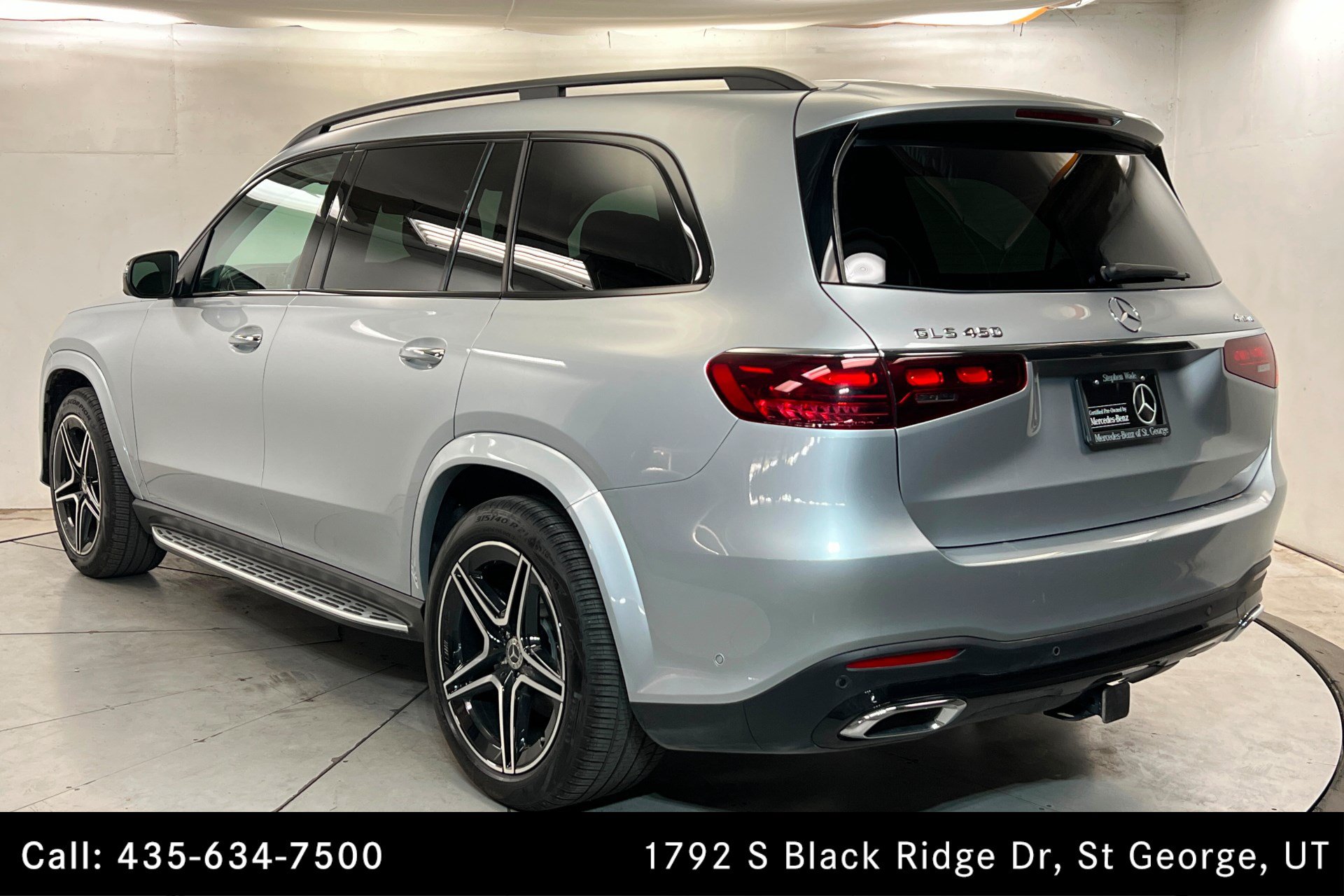 Certified 2026 Mercedes-Benz GLS 450 4MATIC image 3